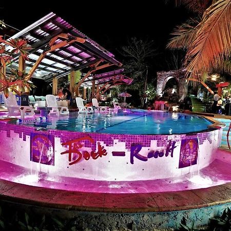 The Dock Resort Over Water Retreat West End Dış mekan fotoğraf